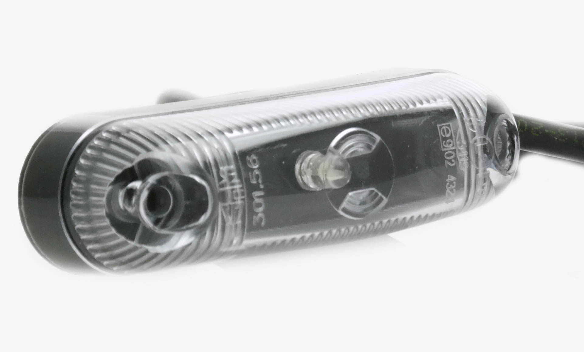 Immagine di Positionsleuchte LED Aspöck Posipoint 1  Aufbau weiß LED P&R 5 m